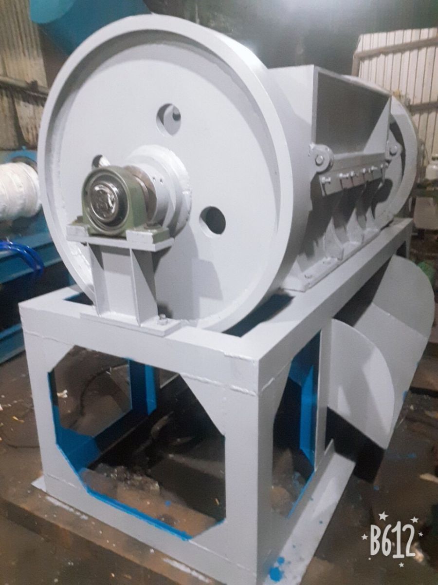Máy Bầm Phế Liệu