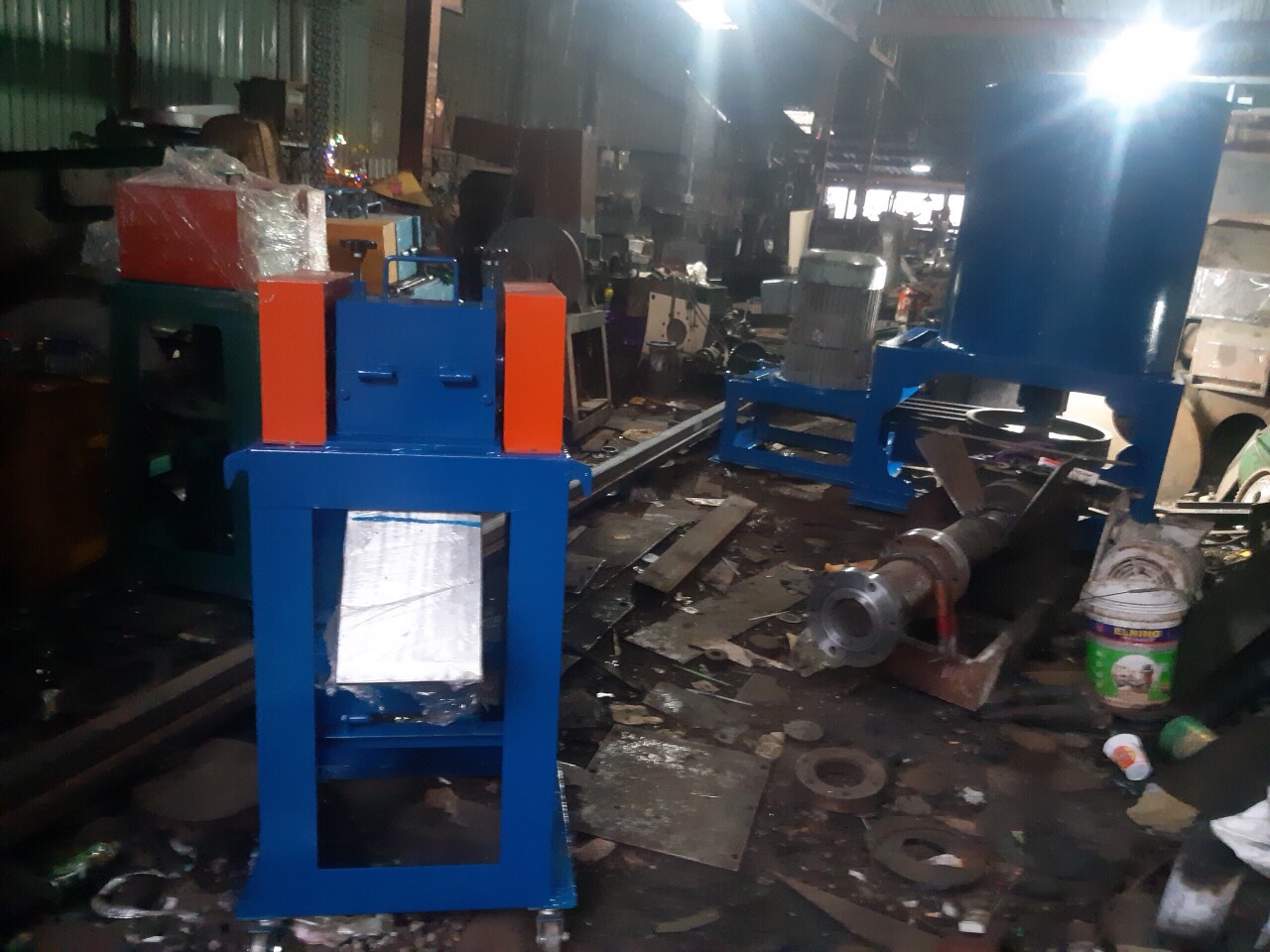 Máy cắt hạt keo (dao hợp kim chất lượng)